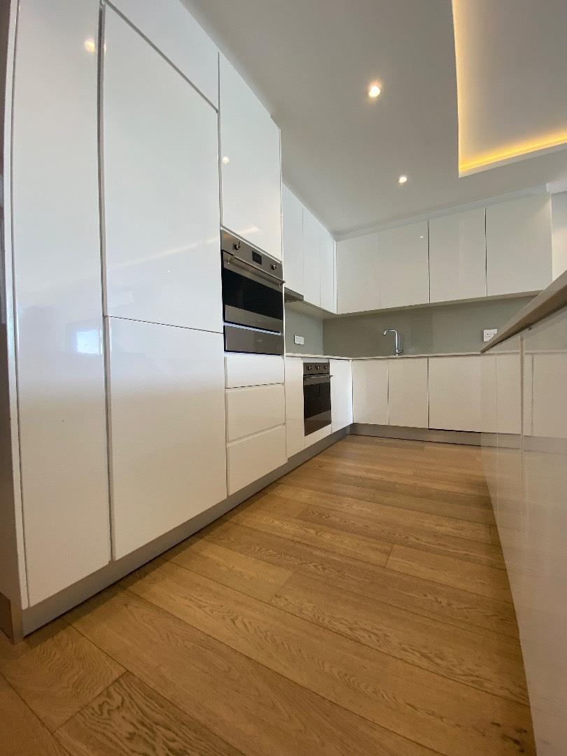 2 Bedroom Property for Sale in Sea Point Western Cape